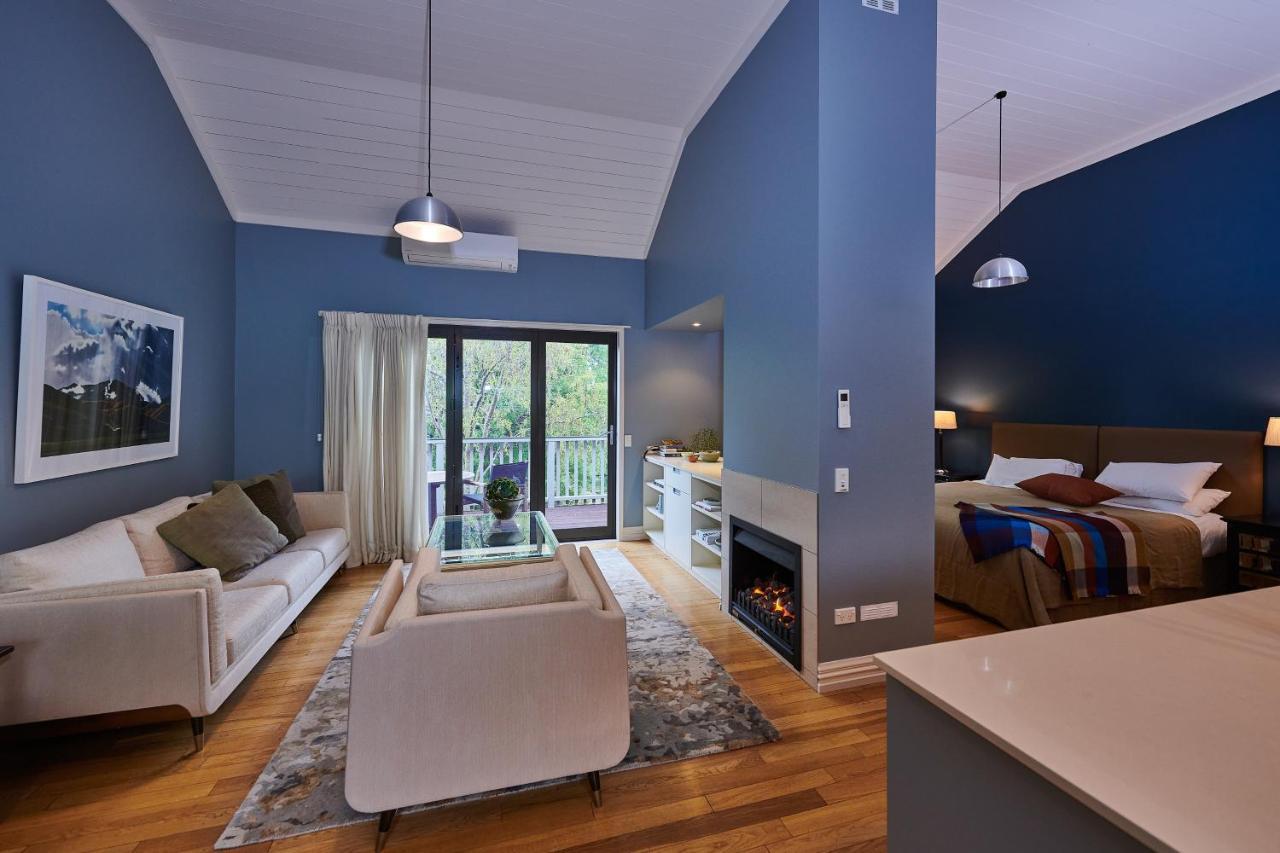 Parehua Resort Martinborough Extérieur photo A typical apartment at the hotel