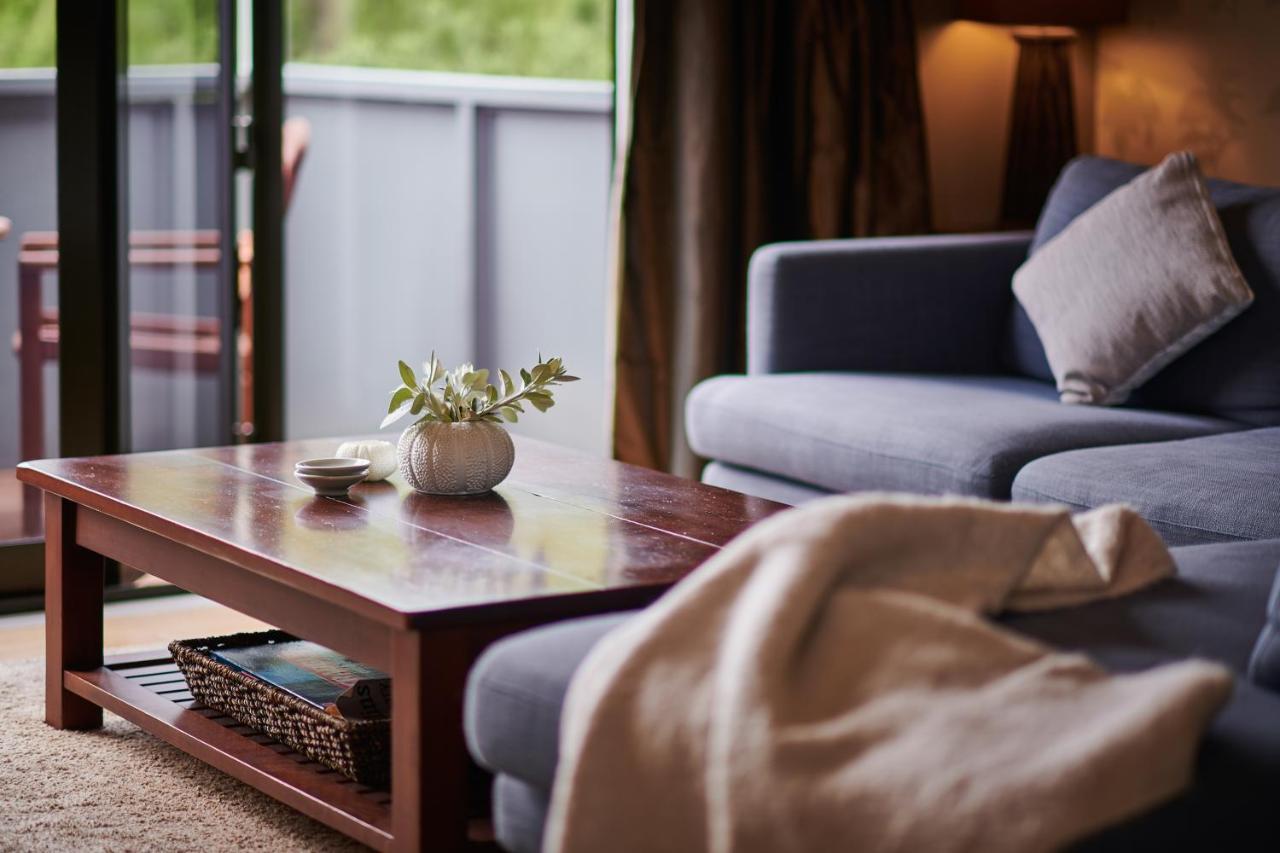 Parehua Resort Martinborough Extérieur photo A living room